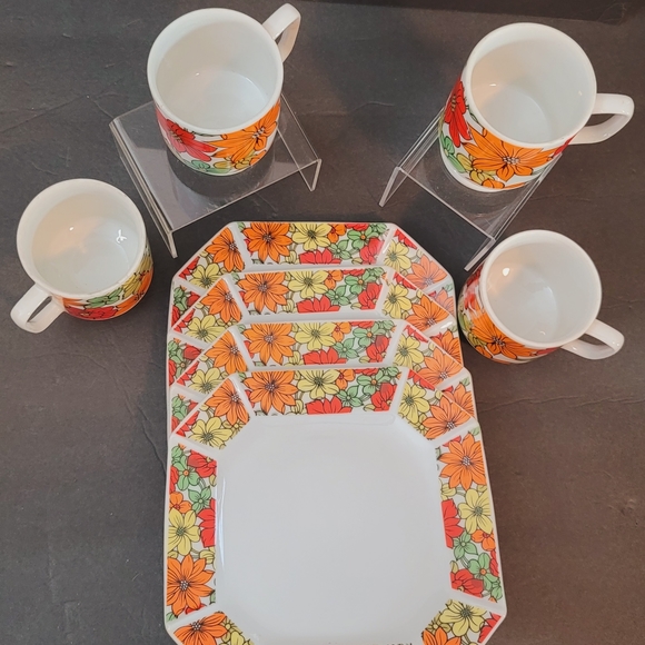 MCM Royal Sealy Japan 1960s Flower Set of 4 Stack Mugs Tea Cups and Plates RARE - Picture 12 of 14
